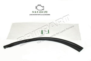 LAND ROVER DISCOVERY 3 & 4 GENUINE LR R/H/R DOOR SEAL CLADDING -CGE500420LR